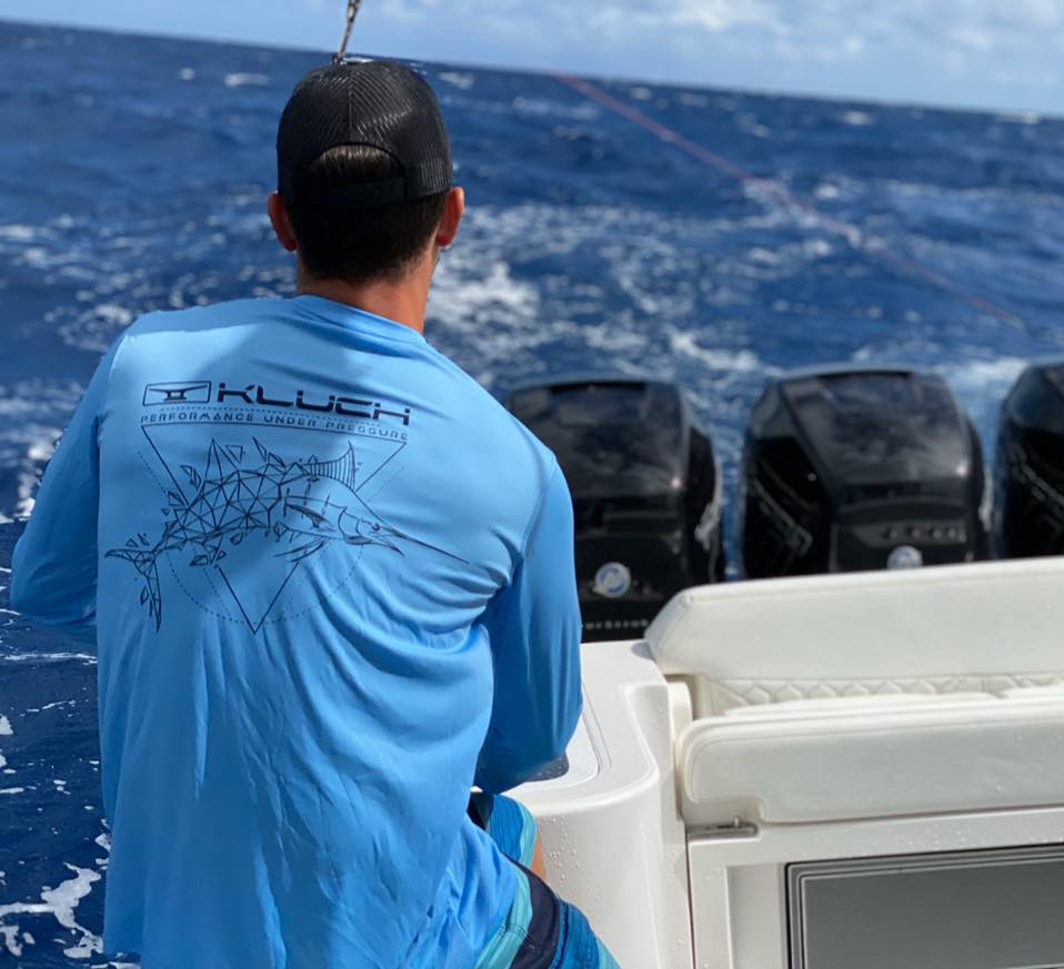 Ocean fishing Deep sea fishing with fishing hook' Men's T-Shirt